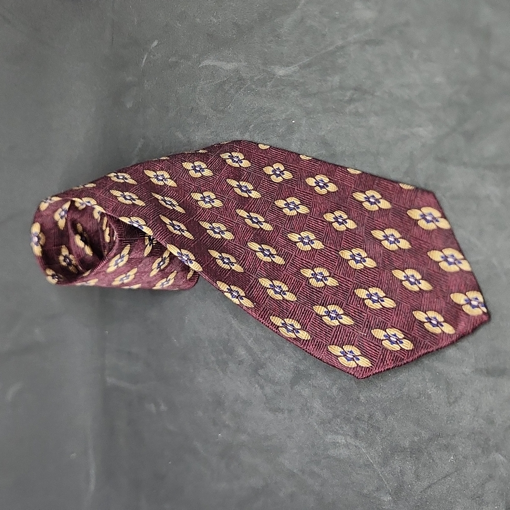 Jos A Bank corporate collection floral silk tie